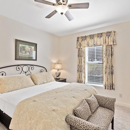 Bear Pass Is A 3 Bed 2 Bath Craftsman Style Home Located Within Walking Distance To Dt ガトリンバーグ エクステリア 写真